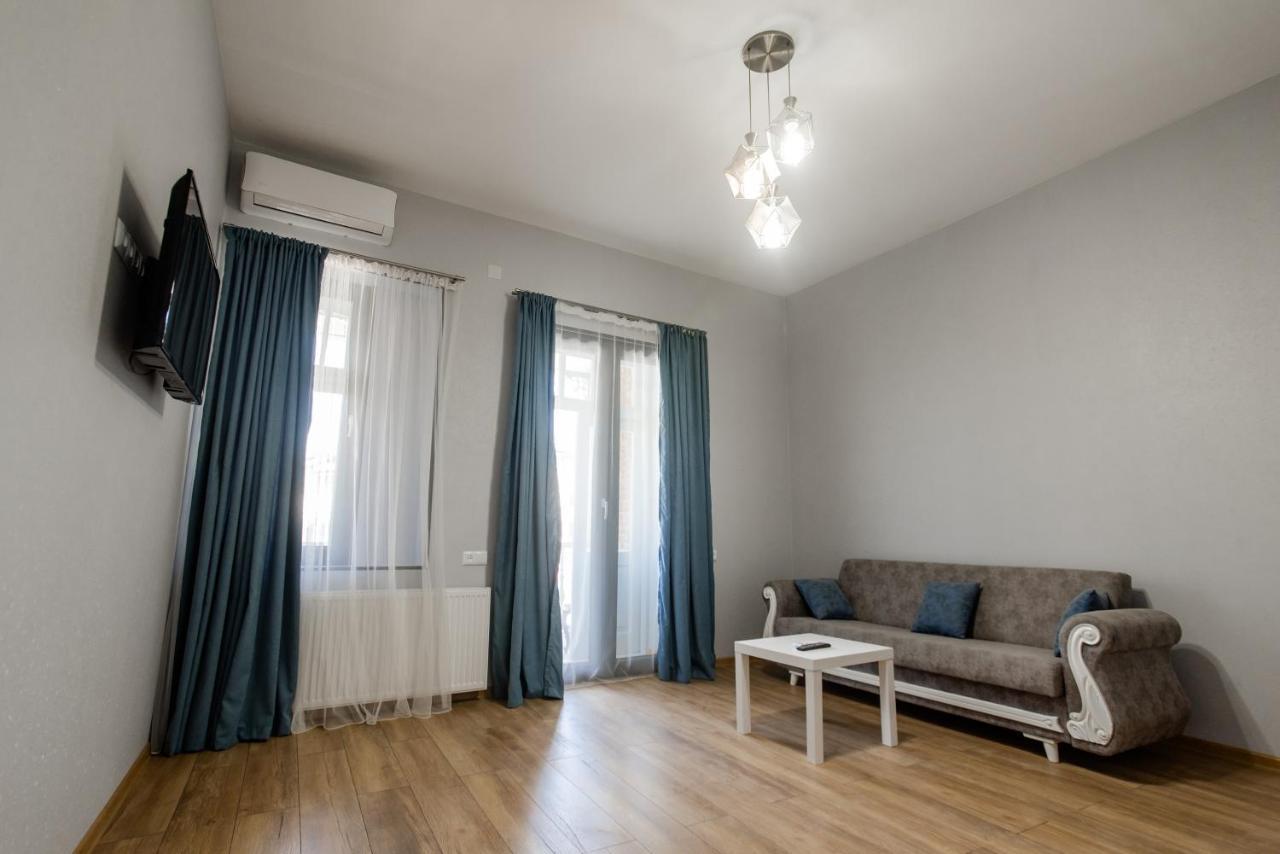 Meidan Bazaar Prime Location Apartment Tbilisi Ngoại thất bức ảnh
